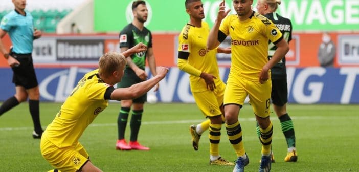 Borussia Dortmund cruise to victory over VfL Wolfsburg